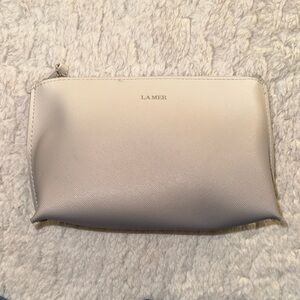 NWOT Sephora La Mer Light Gray Cosmetic Pouch